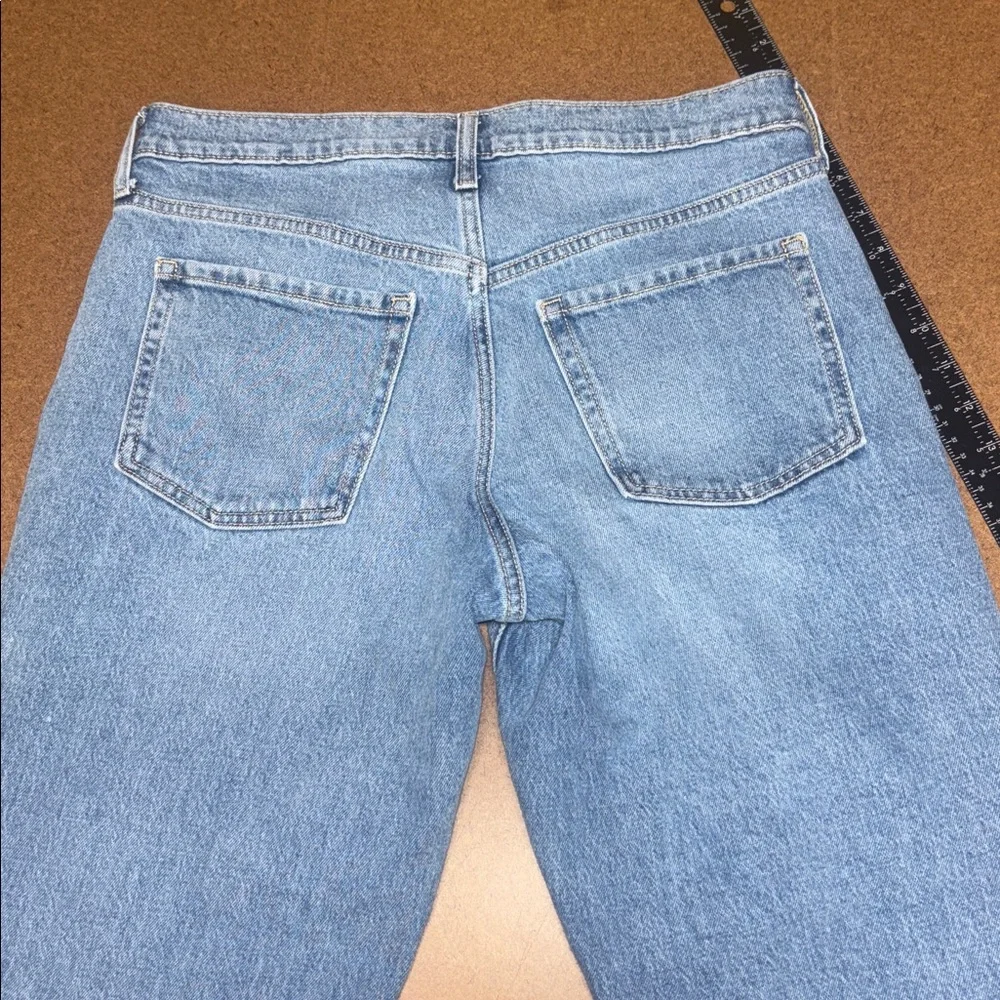 Old Navy Mid-Rise The Slouchy Straight Leg Button Fly Jeans 31x29